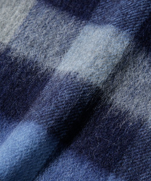 NANO universe（ナノユニバース）の「ウールチェックマフラー（マフラー・メンズ・ベージュ/ネイビー・FREE）」の14枚目の写真