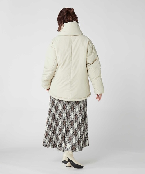 HONEYSUCKLE ROSE（ハニーサックルローズ）の「【HONEYSUCKLE ROSE】マフラー付き中綿ジャケット（その他アウター・レディース・ブラック/オフホワイト・L/M）」の9枚目の写真