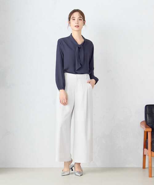 COMME CA ISM（コムサイズム）の「ボウタイ　ブラウス（シャツ/ブラウス・レディース・ホワイト/ネイビー・SMALL/MEDIUM/LARGE）」の7枚目の写真