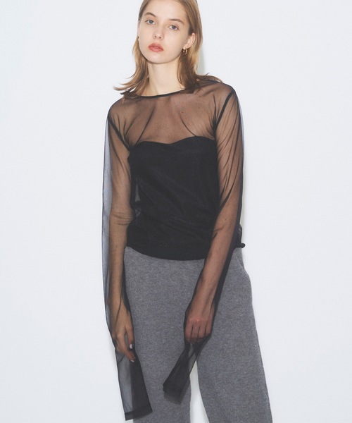 yae(ヤエ)の「New super long sleeve tulle/Newスーパーロングスリーブチュールシアートップス(Tシャツ/カットソー・レディース・レッド/ホワイト/ブラック・FREE)」の15枚目の写真