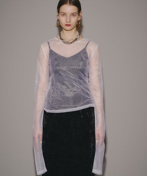 yae(ヤエ)の「New super long sleeve tulle/Newスーパーロングスリーブチュールシアートップス(Tシャツ/カットソー・レディース・レッド/ホワイト/ブラック・FREE)」の4枚目の写真