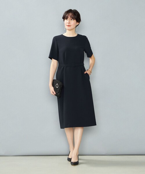 NOLLEY’S（ノーリーズ）の「《セットアップ対応》ウォッシャブルストレッチダブルクロス半袖ワンピース（ワンピース・レディース・ネイビー/ベージュ・36/38）」の5枚目の写真