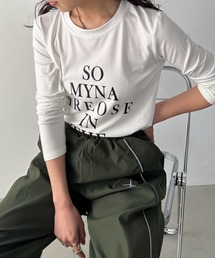 ロゴレタリングスリムラインTシャツ