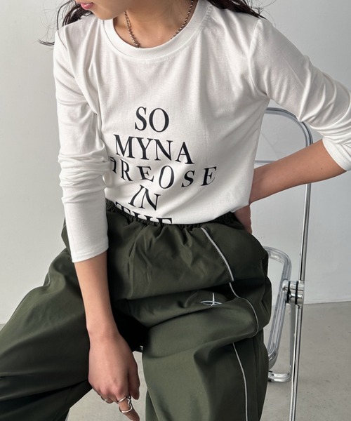 CLEA(クレア)の「ロゴレタリングスリムラインTシャツ(Tシャツ/カットソー・レディース・ホワイト/ライトグレー/ブラック・FREE)」の2枚目の写真