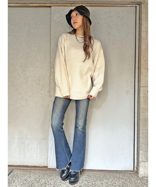 EGOIST（エゴイスト）の「ロングシャギービッグニットトップス（ニット/セーター・レディース・アイボリー/パープル/ブルー/ベージュ・FREE）」の12枚目の写真