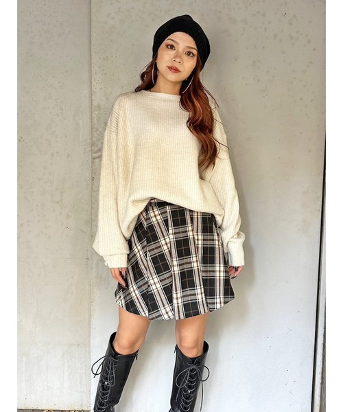 EGOIST（エゴイスト）の「ロングシャギービッグニットトップス（ニット/セーター・レディース・アイボリー/パープル/ブルー/ベージュ・FREE）」の16枚目の写真