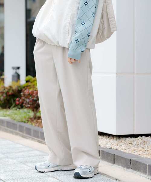 SENSE OF PLACE by URBAN RESEARCH（センスオブプレイスバイアーバンリサーチ）の「『イージーケア』ダブルタックワイドパンツ（その他パンツ・メンズ・ブルー/ライトベージュ/ブラック/チャコールグレー・MEDIUM/SMALL/LARGE）」の3枚目の写真