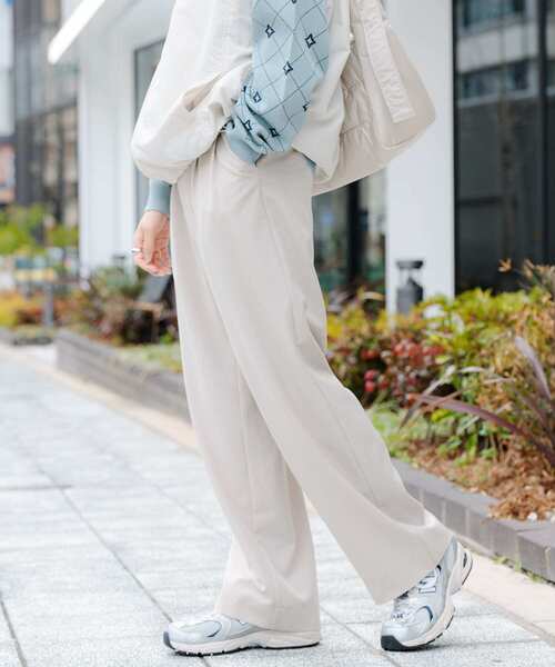 SENSE OF PLACE by URBAN RESEARCH（センスオブプレイスバイアーバンリサーチ）の「『イージーケア』ダブルタックワイドパンツ（その他パンツ・メンズ・ブルー/ライトベージュ/ブラック/チャコールグレー・MEDIUM/SMALL/LARGE）」の8枚目の写真