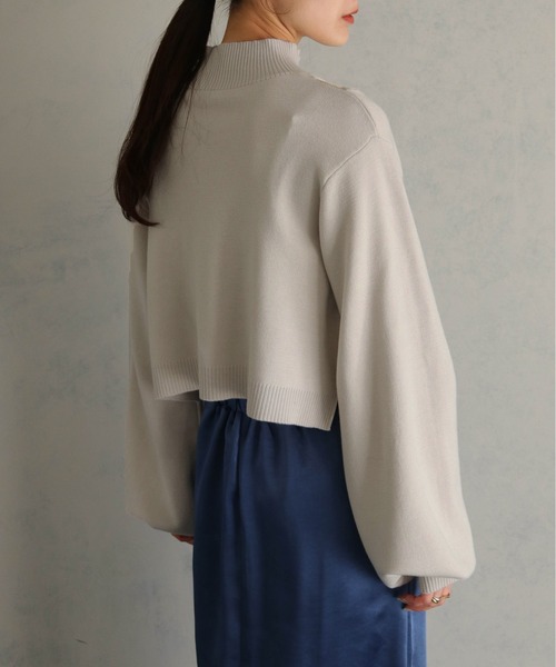 &g'aime(アンジェム)の「【&g'aime】ショルダースリットショート丈ニットトップス(ニット/セーター・レディース・ブラック/グレイッシュベージュ/パープル・FREE)」の16枚目の写真