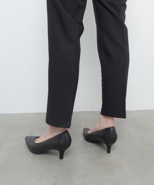 neue diffusion(ノイエディフュージョン)の「ポインテッドトゥパンプス(パンプス・レディース・ブラック・22cm/22.5cm/23cm/23.5cm/24cm/24.5cm/25cm)」の6枚目の写真