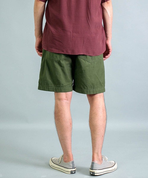 OMNIGOD（オムニゴッド）の「[OMNIGOD mens / オムニゴッド] バックサテン ベーカーショーツ（その他パンツ・メンズ・オリーブ・34inch/32inch/30inch/28inch）」の13枚目の写真