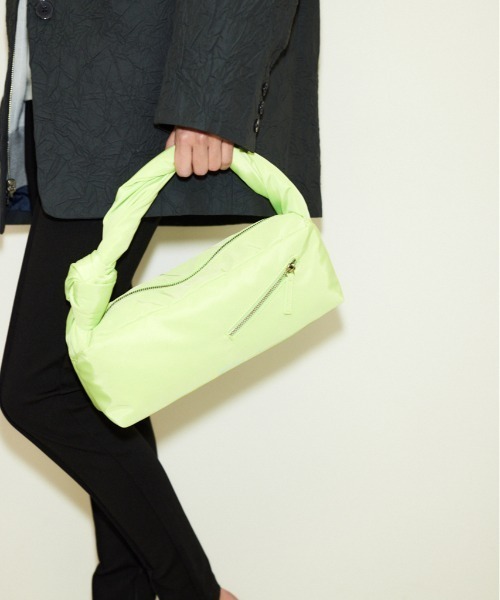 THROW by SLY（スローバイスライ）の「THROW RECTANGLE PUFFER BAG レクタング ルパッファー バッグ（ハンドバッグ・レディース・アイボリー/ライトグリーン・FREE）」の5枚目の写真