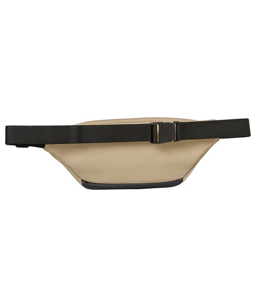NEW BALANCE（ニューバランス）の「レガシーウエストバッグ（ボディバッグ/ウエストポーチ・メンズ・ライトベージュ/ブラック×ブラック・ONE SIZE）」の8枚目の写真
