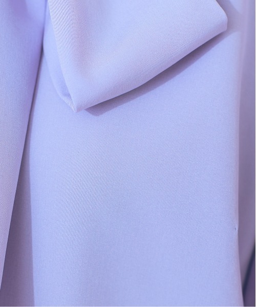 marun（マルン）の「＜大きいサイズ＞ リボンタイブラウス marun（シャツ/ブラウス・レディース・ピンク/ラベンダー/オフホワイト・L/LL/3L/4L/5L）」の15枚目の写真