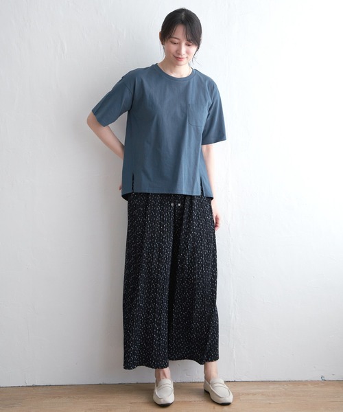 ikka(イッカ)の「コットンUSA半袖Tシャツ(Tシャツ/カットソー・レディース・ブラック/オフホワイト/グレー/ミント/ホワイト/ピンク/マスタード/ブルー・S/M/L)」の16枚目の写真