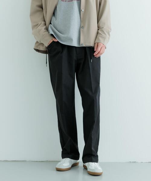 ITEMS URBANRESEARCH（アイテムズ アーバンリサーチ）の「ポリツイル ワイド イージーパンツ（その他パンツ・メンズ・ブラック/カーキ/ベージュ・MEDIUM/LARGE）」の2枚目の写真