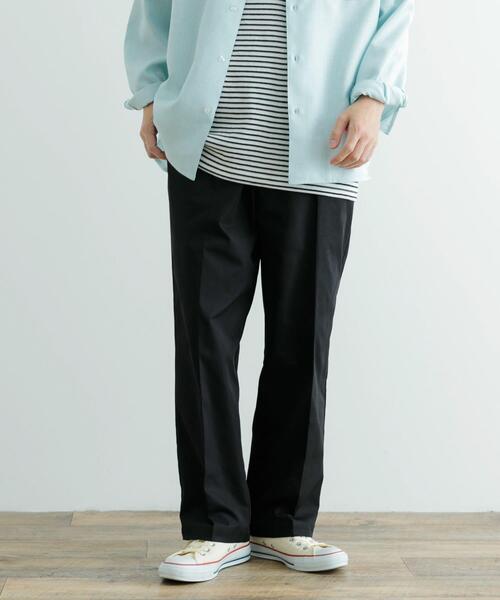 ITEMS URBANRESEARCH（アイテムズ アーバンリサーチ）の「ポリツイル ワイド イージーパンツ（その他パンツ・メンズ・ブラック/カーキ/ベージュ・MEDIUM/LARGE）」の14枚目の写真