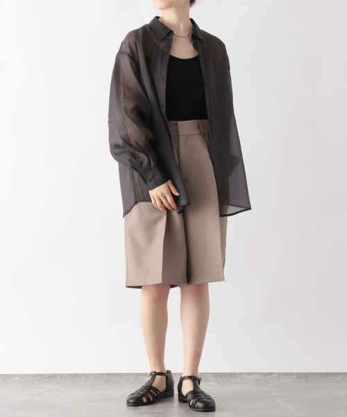 GLOBAL WORK(グローバルワーク)の「高山直子さんコラボ/シアーオーバーシャツ/EiiS(シャツ/ブラウス・レディース・ライトカーキ/アイボリー・X-SMALL/SMALL)」の9枚目の写真