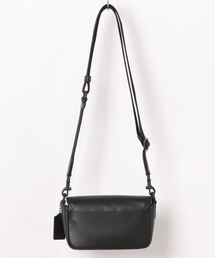 COACH（コーチ）の「チャーター フラップ クロスボディ 18（ショルダー