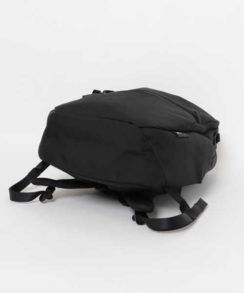 Aer（エアー）の「Aer　City Pack（バックパック/リュック・メンズ・ブラック・FREE）」の5枚目の写真