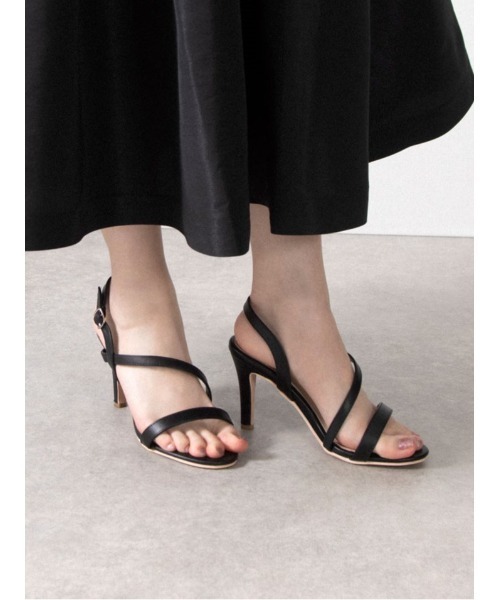 Miminy Piminy（ミミニー ピミニー）の「MiminyPiminy(ミミニーピミニー)8.5cmヒールラインベルトサンダル（サンダル・レディース・シルバー/ブラック/ゴールド・S/M/L/LL）」の2枚目の写真