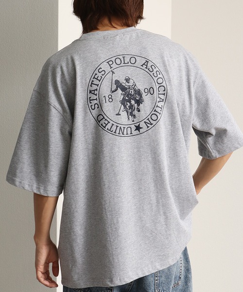 U.S. POLO ASSN.(ユーエスポロアッスン)の「【U.S. POLO ASSN./ユーエスポロアッスン】ワンポイント刺繍バックプリントクルーショートスリーブTシャツ(Tシャツ/カットソー・メンズ・オフホワイト/ネイビー/スミクロ/ブラック/杢グレー・LL/L/M)」の5枚目の写真
