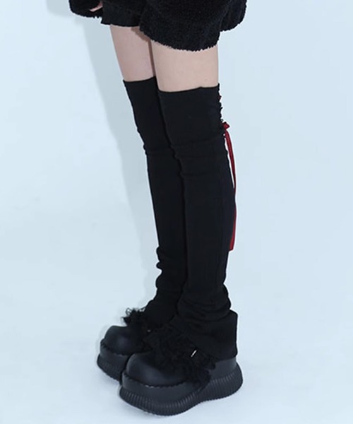 .KOM（ドットコム）の「『.KOM/ドットケーオーエム』編み上げレッグカバー【Y】【CN】（レッグウォーマー・レディース・ブラック/グレー・FREE）」の6枚目の写真