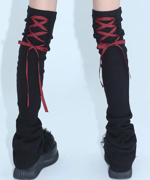 .KOM（ドットコム）の「『.KOM/ドットケーオーエム』編み上げレッグカバー【Y】【CN】（レッグウォーマー・レディース・ブラック/グレー・FREE）」の3枚目の写真