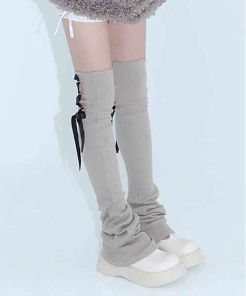 .KOM（ドットコム）の「『.KOM/ドットケーオーエム』編み上げレッグカバー【Y】【CN】（レッグウォーマー・レディース・ブラック/グレー・FREE）」の15枚目の写真