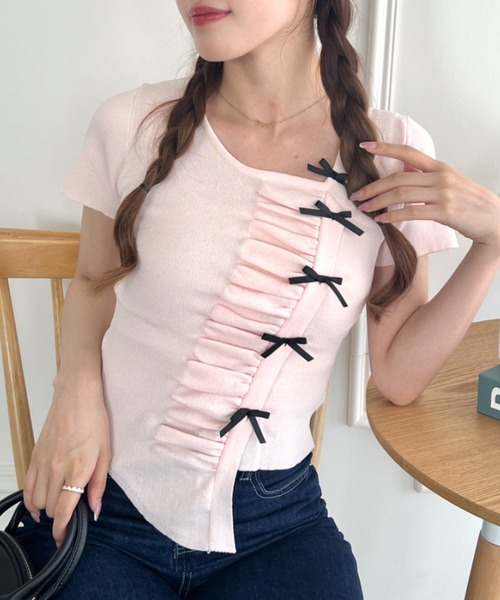 Loueme（ルエム）の「メニーリボンギャザートップス（Tシャツ/カットソー・レディース・アイボリー/ピンク/ブラック/ライトブルー・FREE）」の4枚目の写真