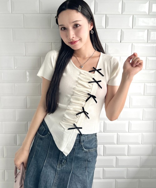 Loueme（ルエム）の「メニーリボンギャザートップス（Tシャツ/カットソー・レディース・アイボリー/ピンク/ブラック/ライトブルー・FREE）」の8枚目の写真