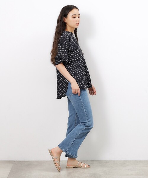 OPAQUE.CLIP（オペークドットクリップ）の「◆ダブルポケットスキッパーブラウス【洗濯機洗い可】（シャツ/ブラウス・レディース・オフホワイト/ネイビー系/サックスブルー/ホワイト系1・38/40/42）」の12枚目の写真