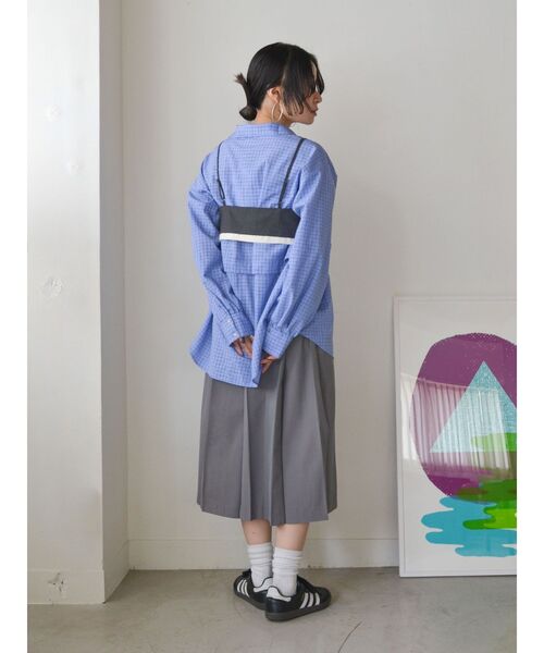 Ungrid（アングリッド）の「カットオフデザインビスチェ（キャミソール・レディース・チャコールグレー/グリーン系その他・FREE）」の15枚目の写真