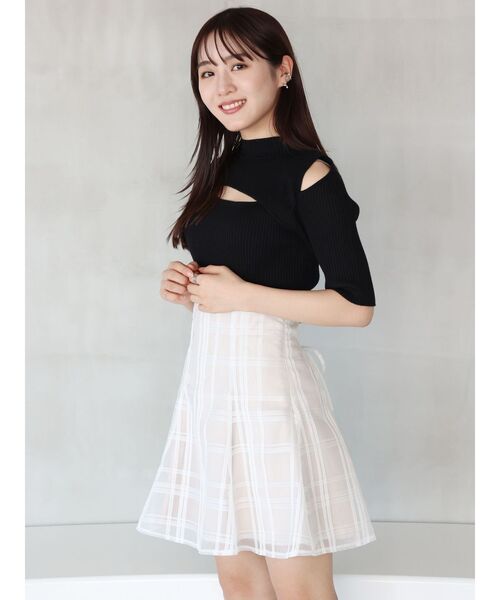 MERCURYDUO（マーキュリーデュオ）の「2WAYカットアウトニット（ニット/セーター・レディース・ブラック/オフホワイト/イエロー/ブルー/ラベンダー・FREE）」の10枚目の写真