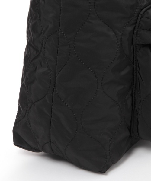 BAYFLOW（ベイフロー）の「キルティングショッパートートバッグ（トートバッグ・メンズ・ブラック/カーキ・FREE）」の13枚目の写真