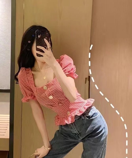 gossip!ロサンゼルス(ゴシップロサンゼルス)の「ギンガムチェック スクエアネックロングシャツ ショート ブラウス(シャツ/ブラウス・レディース・ブラック/レッド・S/M)」の10枚目の写真