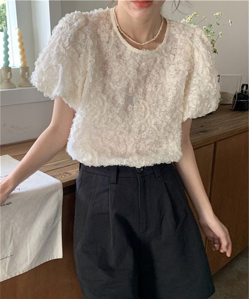 yori(ヨリ)の「ビッグパフスリーブブラウス【2021AW】9月中旬