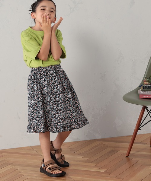 FOUND GOOD（ファウンドグッド）の「G/ハナガラフリルスカート（スカート・キッズ・レッド系5/ブラック/ブルー系5・140cm/150cm/120cm/110cm/130cm）」の14枚目の写真