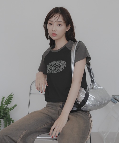 MAZZZZY(マジ―)の「MAZZZZY/ラグランストーンT(Tシャツ/カットソー・レディース・チャコール/ブラック・FREE)」の8枚目の写真