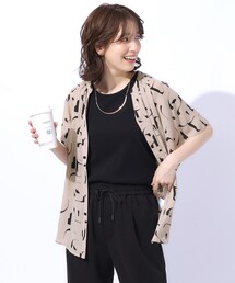 SHOO・LA・RUE | 【洗える】シンプルコーデに彩りを プリント前あきブラウス(シャツ/ブラウス)