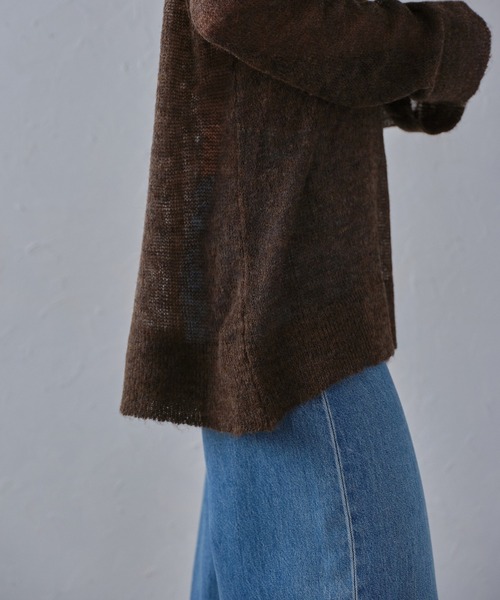 r.（アールドット）の「シアーモヘアプルオーバー（ニット/セーター・レディース・アイボリー/ブラック/カーキ/ダークブラウン/ピンク/グレー/ブルー・FREE）」の16枚目の写真