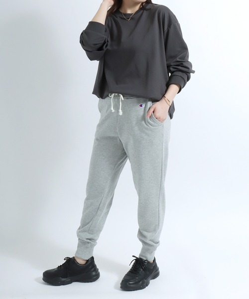 Champion（チャンピオン）の「Champion（チャンピオン）ブランドロゴワンポイント刺繍スウェットジョガーパンツ レディース（スウェットパンツ・レディース・ブラック/グレー/ネイビー/ピンクベージュ/ブラウン・S/XL/L/M）」の20枚目の写真