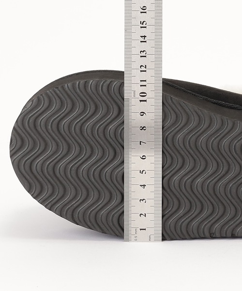 Lace Ladies(レースレディース)の「5cm厚底 ファー付き ムートン風ショート ブーツ(ブーツ・レディース・グレイッシュベージュ/キャメル/ブラック/グレー・ 25/24.5/24/23.5/23/22.5)」の13枚目の写真