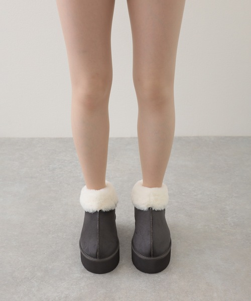 Lace Ladies(レースレディース)の「5cm厚底 ファー付き ムートン風ショート ブーツ(ブーツ・レディース・グレイッシュベージュ/キャメル/ブラック/グレー・ 25/24.5/24/23.5/23/22.5)」の17枚目の写真