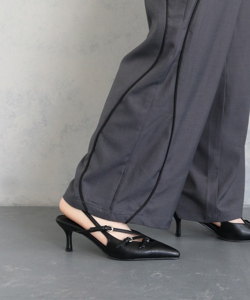 &g'aime（アンジェム）の「【&g’aime】クロスストラップポインテッドミュール CROSS STRAP POINTED MULE（パンプス・レディース・アイボリー/ブラック・22.5/23.5/24.5）」の16枚目の写真