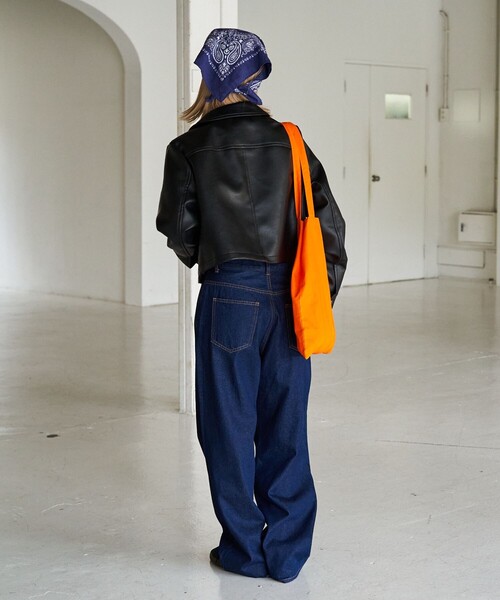 FREAK'S STORE（フリークスストア）の「限定展開　ショート フルジップ フェイクレザー ジャケット（ライダースジャケット・レディース・ブラック・ﾌﾘ-）」の6枚目の写真