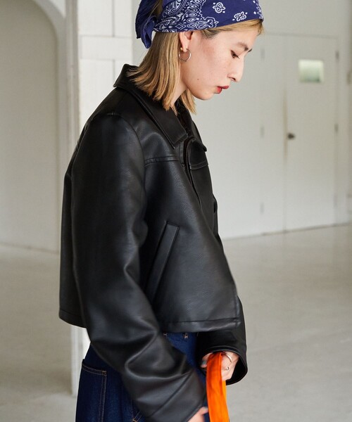 FREAK'S STORE（フリークスストア）の「限定展開　ショート フルジップ フェイクレザー ジャケット（ライダースジャケット・レディース・ブラック・ﾌﾘ-）」の11枚目の写真