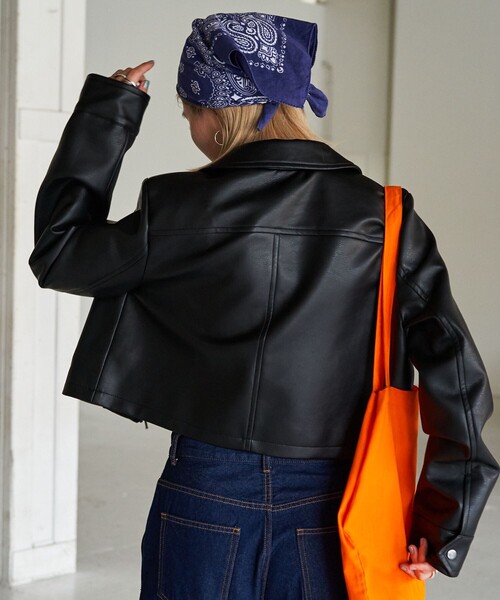 FREAK'S STORE（フリークスストア）の「限定展開　ショート フルジップ フェイクレザー ジャケット（ライダースジャケット・レディース・ブラック・ﾌﾘ-）」の14枚目の写真