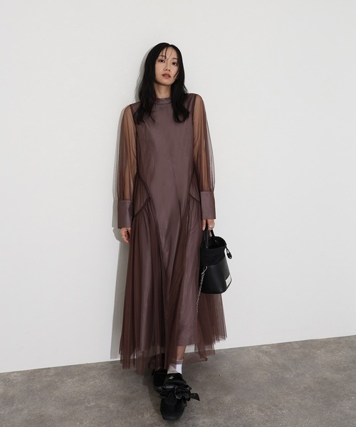 atlo（アトロ）の「ミモレ丈&袖ありフォーマルチュールパイピング