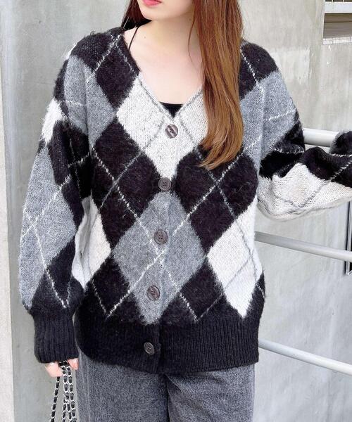 INGNI（イング）の「アーガイル柄ロングニットカーディガン（カーディガン/ボレロ・レディース・ブラック×グレー/マスタード/ブルー・M）」の13枚目の写真